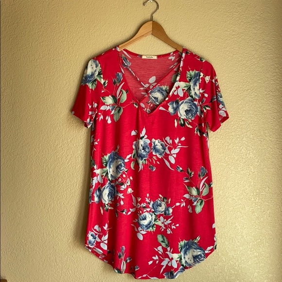 Twenty Ten Tops - Twenty Ten Floral Short Sleeve Tunic - Size Large